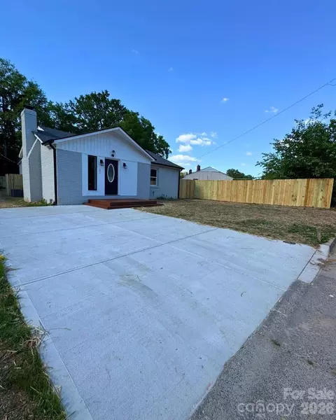 602 Clarinda St, Rock Hill, SC 29730