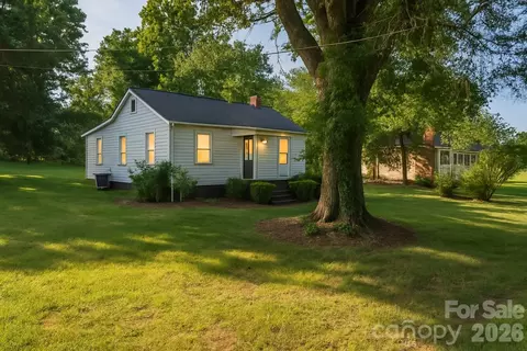 116 Barnes Ln, Stony Point, NC 28678