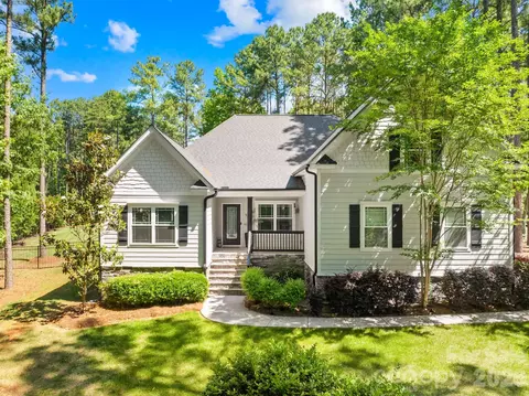 334 Mccrary Rd, Mooresville, NC 28117