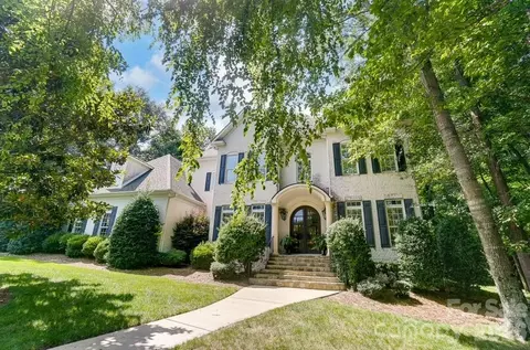 912 Maple Hill Ln, Rock Hill, SC 29732