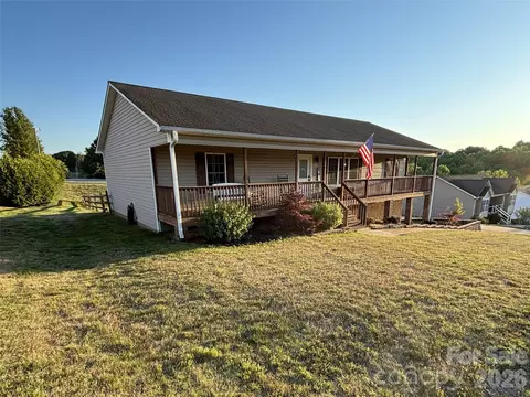 2311 Merts Way, Hudson, NC 28638
