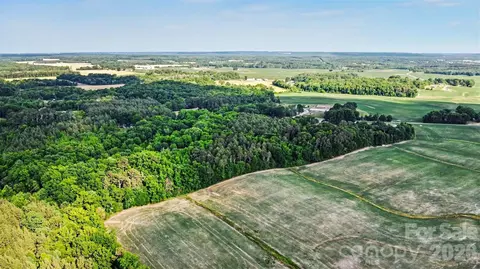 215 Eubanks Rd, Monroe, NC 28112 photo 4