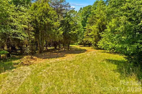 190 Sheffield Rd, Harmony, NC 28634 photo 3
