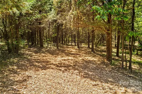 190 Sheffield Rd, Harmony, NC 28634 photo 9