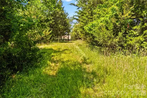 190 Sheffield Rd, Harmony, NC 28634 photo 10