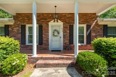956 Providence Rd, Lancaster, SC 29720 photo 2