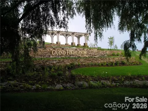 62 Autumn Ridge 65 Ln #65, Hendersonville, NC 28792