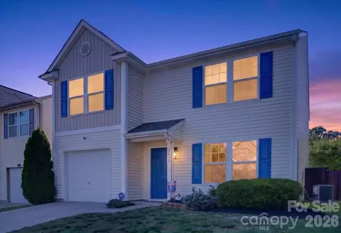2610 Bramble Ridge Ct, Charlotte, NC 28215