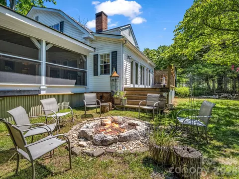 Exterior - 536 Maple St, Brevard, NC 28712 photo 5 of 16