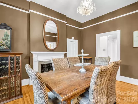 Dining - 536 Maple St, Brevard, NC 28712 photo 3 of 3