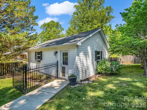 Other - 536 Maple St, Brevard, NC 28712 photo 2 of 6