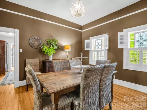 Dining - 536 Maple St, Brevard, NC 28712 photo 2 of 3