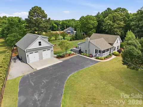 12109 Eastfield Rd, Huntersville, NC 28078
