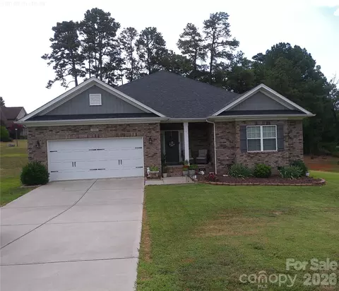 230 Macon Dr, Statesville, NC 28625