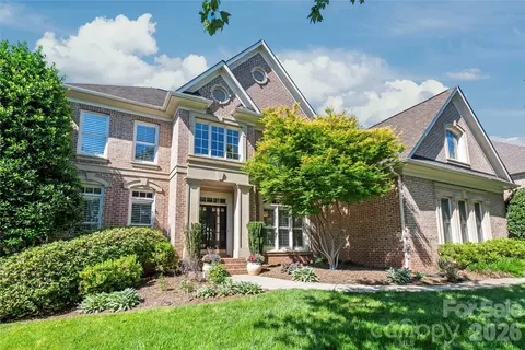 25017 Stonekirk Ln, Fort Mill, SC 29707