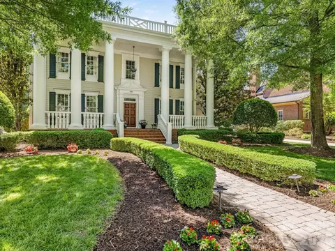 9146 Heydon Hall Cir, Charlotte, NC 28210