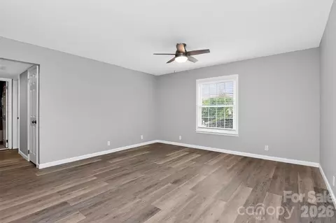 2610 Park E Rd #E, Charlotte, NC 28209
