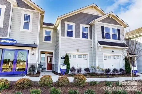 328 Laura Elizabeth Ln, Clover, SC 29710