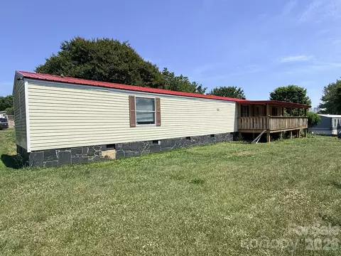 2330 Springdale Dr, Newton, NC 28658