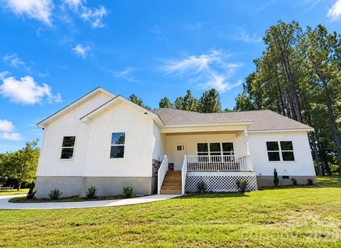 1569 E Ridge Rd, Salisbury, NC 28144