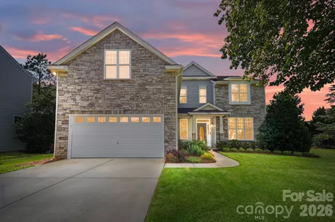 1411 Kronas Cir, Waxhaw, NC 28173
