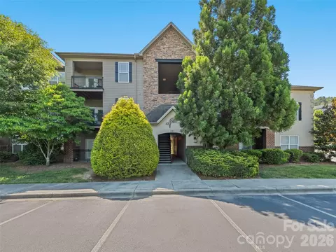 291 Brickton Village 207 Cir #207, Fletcher, NC 28732