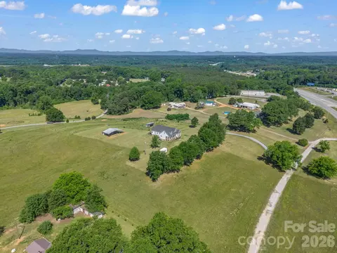 5412 Us 221 S Hwy S, Forest City, NC 28043
