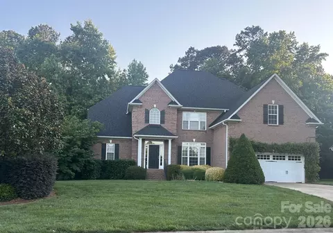 4709 Mcdade Ln, Gastonia, NC 28056