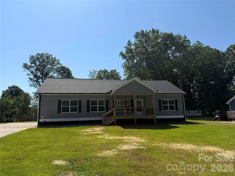 109 Sarah Ave, Newton, NC 28658