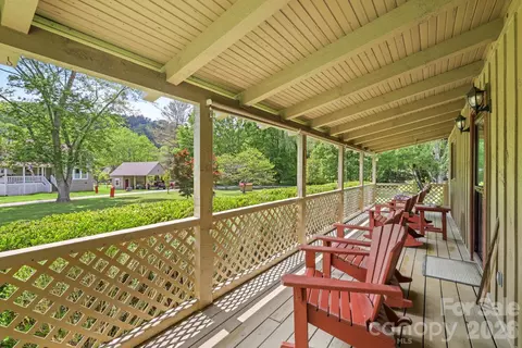 300 Bugle Boy Dr, Cullowhee, NC 28723 photo 17