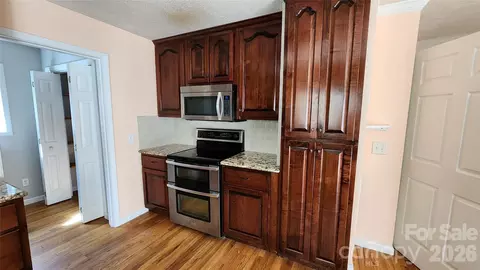 360 River Cove Ln, Hayesville, NC 28904 photo 9
