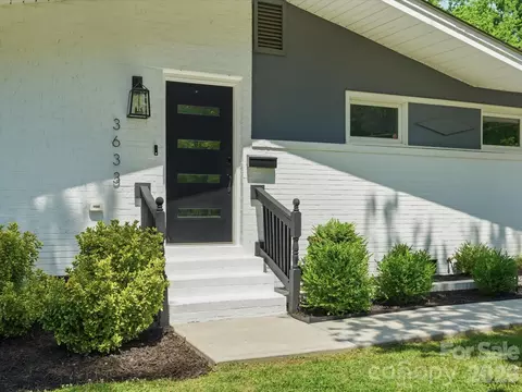 3633 Rosehaven Dr, Charlotte, NC 28205