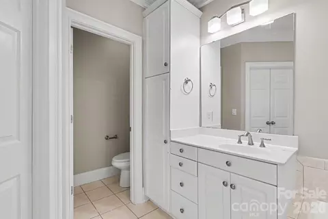 Bath - 18611 Reflection Rock Ct, Davidson, NC 28036 photo 1 of 4