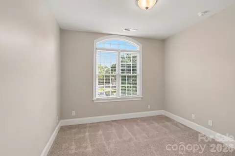 Bedroom - 18611 Reflection Rock Ct, Davidson, NC 28036 photo 4 of 5