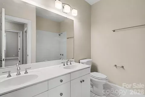 Bath - 18611 Reflection Rock Ct, Davidson, NC 28036 photo 2 of 4