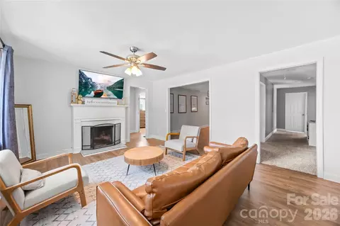 636 Hart St, Heath Springs, SC 29058