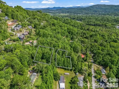 88 Hamilton Acres Dr, Hendersonville, NC 28791