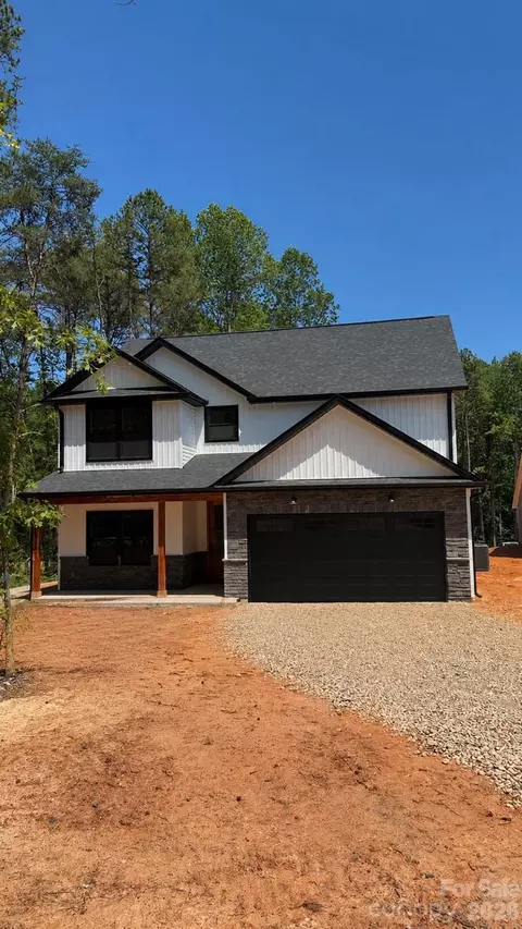 305 Lake Farm Dr, Salisbury, NC 28146