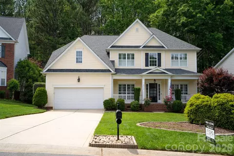 5715 Snapdragon Ln, Huntersville, NC 28078