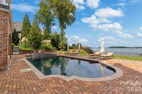 Exterior - 16921 Jetton Rd, Cornelius, NC 28031 photo 7 of 10