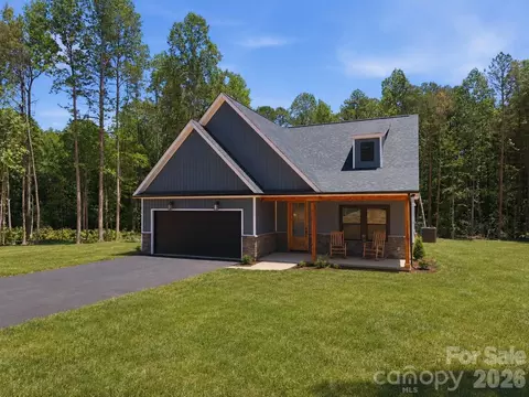 319 Lake Farm Dr, Salisbury, NC 28146