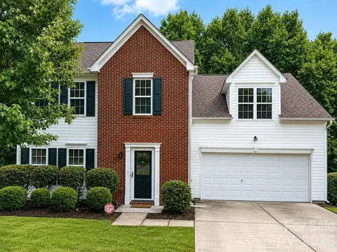 705 Pawley Dr, Charlotte, NC 28214