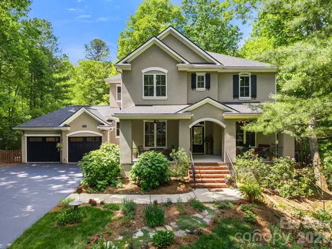 11 Blue Damsel Ct, Biltmore Lake, NC 28715