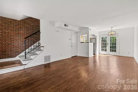 4329 Hathaway B St #B, Charlotte, NC 28211