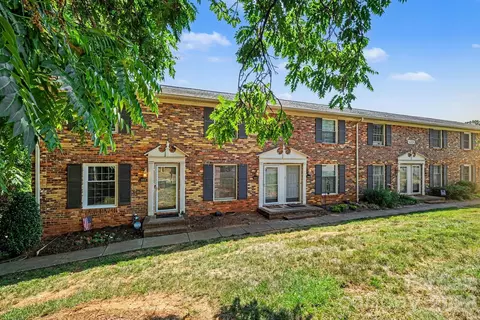 4329 Hathaway B St #B, Charlotte, NC 28211