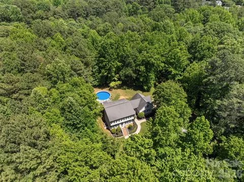 1472 Farmstead Rd, Rock Hill, SC 29732