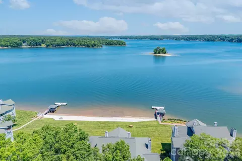 703 Lake Club Dr, Rock Hill, SC 29732