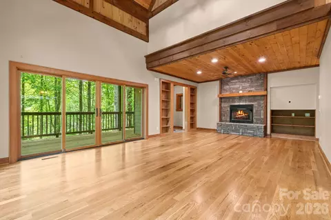 373 The Settlement Rd, Boone, NC 28607 photo 3