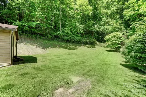270 Slim Dillard Rd, Sylva, NC 28779 photo 8
