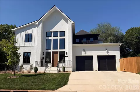 3856 Moultrie St, Charlotte, NC 28209